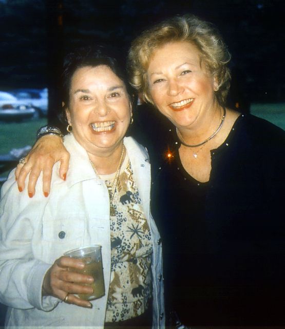 Sue (Meunier) Morgan and Frances (Sambor) Grabowski '61